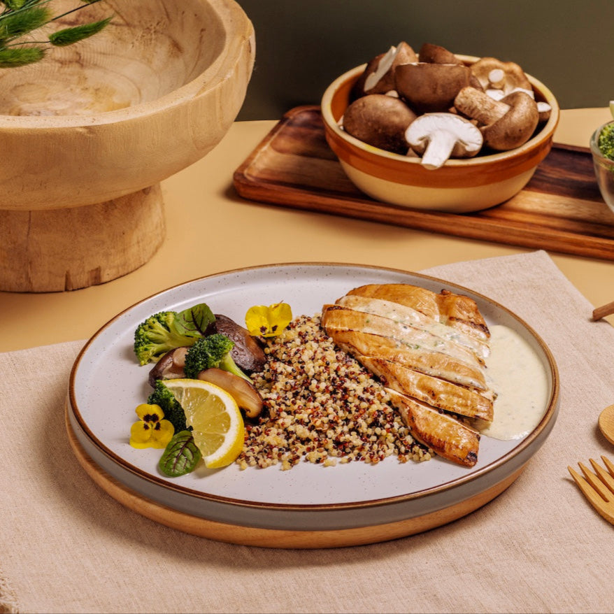 Quinoa & Greens with Creamy Chicken
